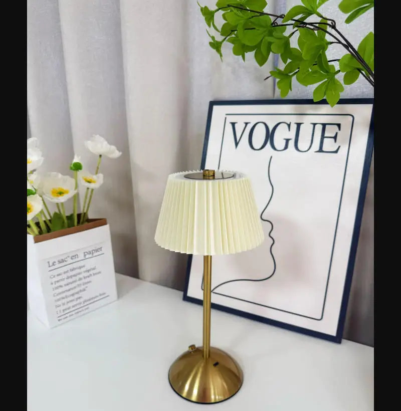 Elara Cordless Pleated Lamp